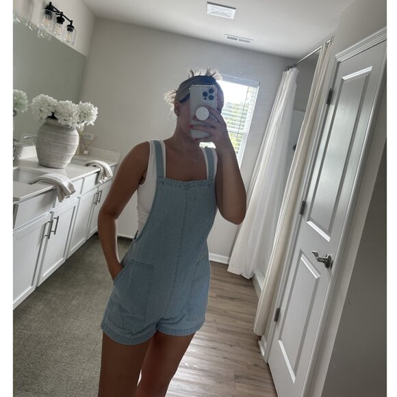 BILLABONG Beach Crush Denim Shortalls in Salt Blue Size Medium - Picture 1 of 11